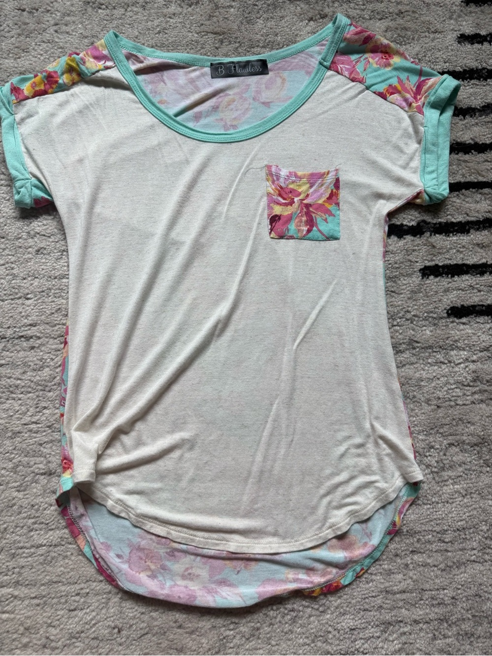 B. FlAWLESS Cream Tee with Mint Trim and Floral Accents